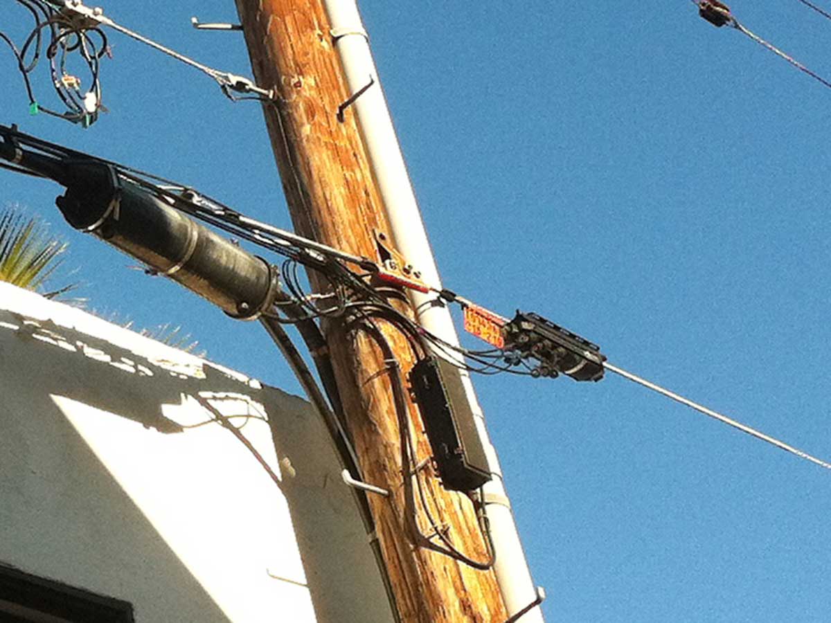 Install Aerial Fiber Optic Cable